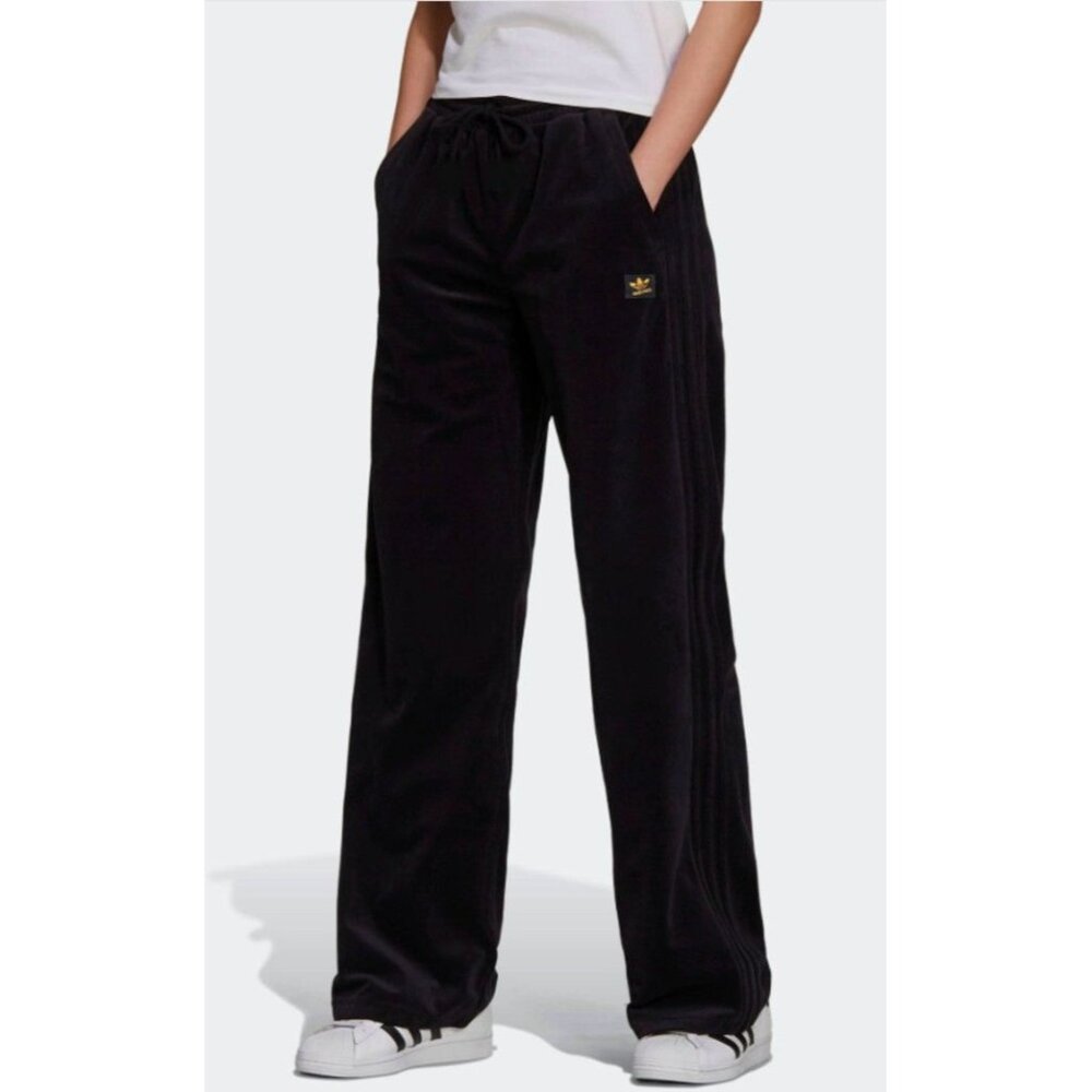 Adidas Adult Unisex Black Vintage Three Stripes Straight Jogger Pants Size Mediu - Picture 1 of 16